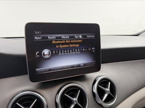 Used 2019 Mercedes-Benz GLA 250 image 25