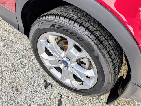 Used 2014 Ford Escape Titanium w/ Equipment Group 401A FWD image 13