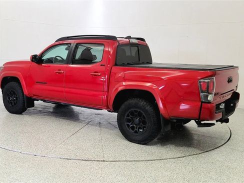 Used 2019 Toyota Tacoma SR5 image 5