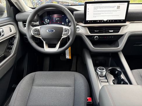 New 2026 Ford Explorer Active image 5