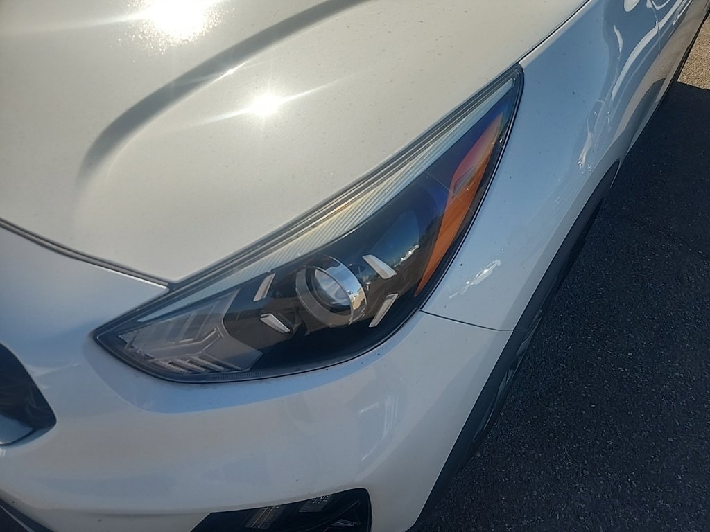 Used 2022 Kia Niro LX FWD image 5
