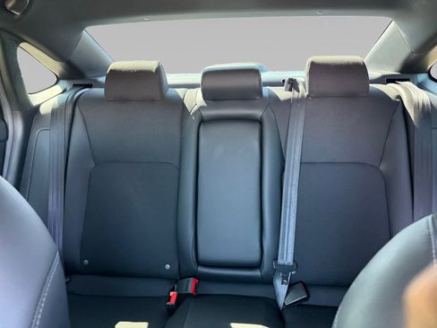 Used 2025 Honda Civic Sport image 13