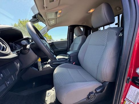 Used 2022 Toyota Tacoma SR w/ SR Convenience Package RWD image 14