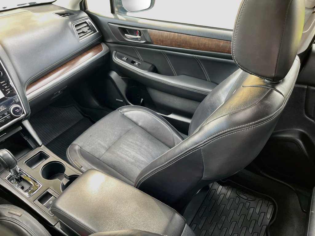 Used 2018 Subaru Outback 3.6R Limited w/ 50th Anniversary Edition AWD/4WD image 23
