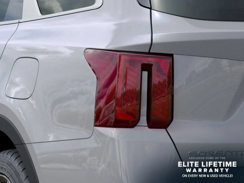 New 2026 Kia Sorento SX FWD image 12