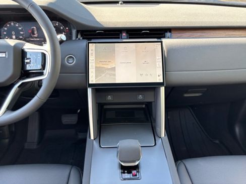 Certified 2025 Land Rover Discovery Sport S AWD/4WD image 14