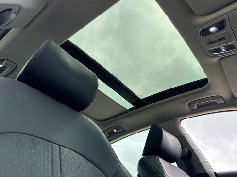 Used 2019 Kia Optima EX w/ Technology Package FWD image 25