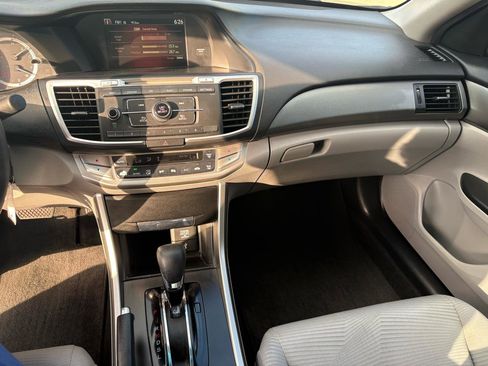 Used 2014 Honda Accord LX image 36