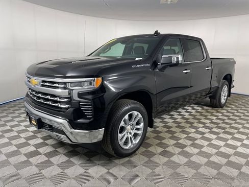 New 2026 Chevrolet Silverado 1500 LTZ w/ LTZ Premium Package AWD/4WD image 1