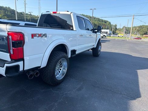 Used 2024 Ford F250 Limited w/ FX4 Off-Road Package AWD/4WD image 2