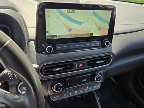 Used 2023 Hyundai Kona Limited image 21