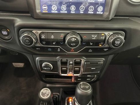 Used 2023 Jeep Wrangler Unlimited Sahara w/ Cold Weather Group image 23