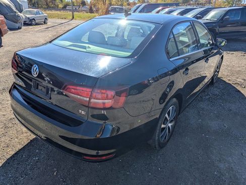 Used 2018 Volkswagen Jetta SE image 7