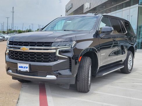 Used 2021 Chevrolet Tahoe LS w/ Driver Alert Package RWD image 2
