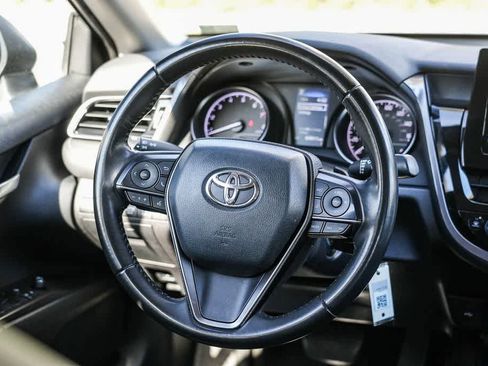 Used 2023 Toyota Camry SE FWD image 15