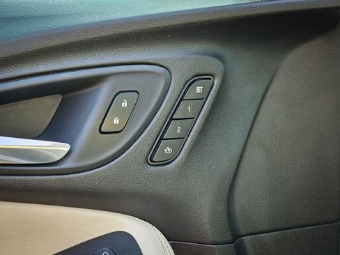 Used 2020 Buick Encore GX Essence w/ Advanced Technology Package image 11