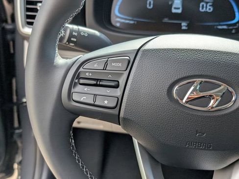 New 2026 Hyundai Venue SEL FWD image 16