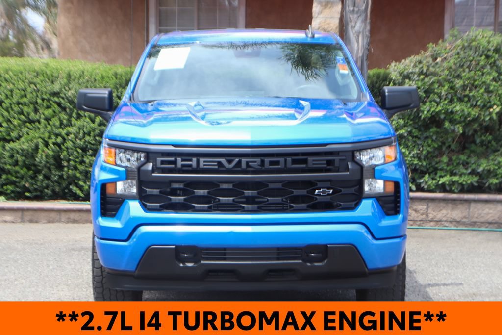 Used 2025 Chevrolet Silverado 1500 Custom w/ Turbomax Blackout Package AWD/4WD image 3