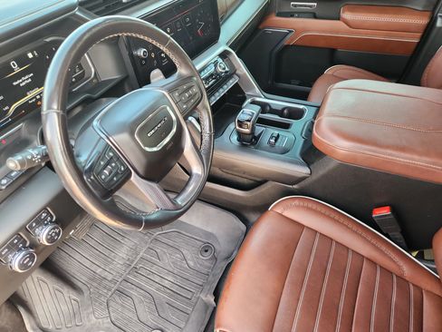 Used 2023 GMC Sierra 1500 Denali Ultimate AWD/4WD image 14