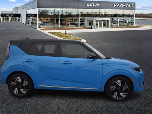Certified 2023 Kia Soul GT-Line image 2