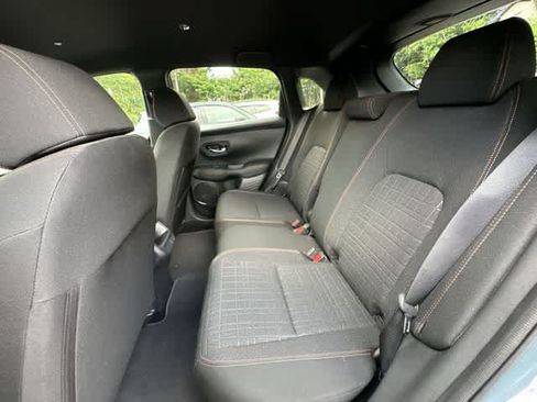 Used 2025 Honda HR-V Sport image 17