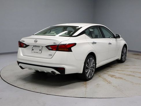 Certified 2024 Nissan Altima 2.5 SL AWD/4WD image 10