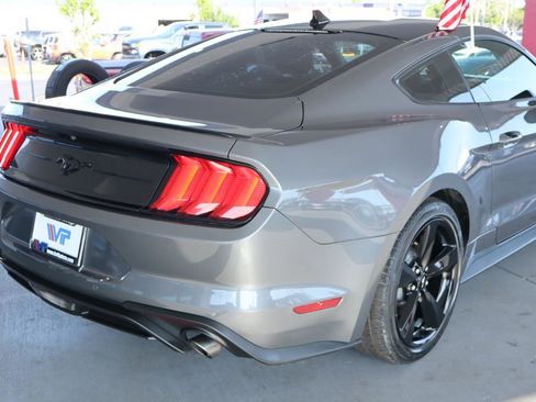 Used 2021 Ford Mustang Coupe RWD image 7