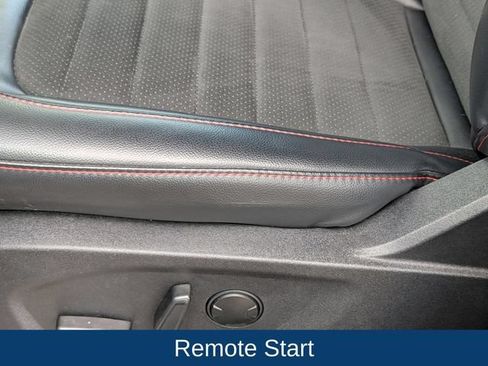 Used 2024 Ford Edge ST-Line w/ Class II Trailer Tow Package AWD/4WD image 11
