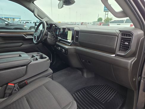 Used 2023 Chevrolet Silverado 1500 RST AWD/4WD image 25