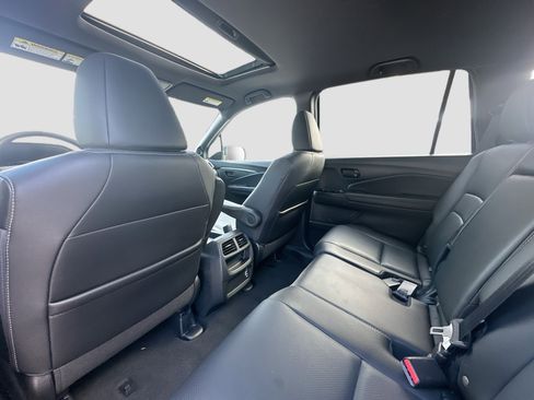 Used 2022 Honda Passport EX-L image 25