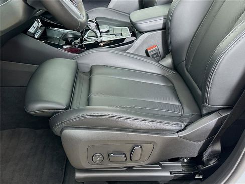 Used 2024 BMW X3 M40i w/ Premium Package image 20