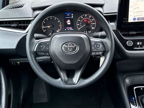 Used 2023 Toyota Corolla LE image 20