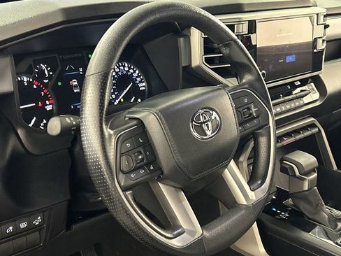 Used 2025 Toyota Tundra SR5 w/ SR5 Convenience Package AWD/4WD image 13