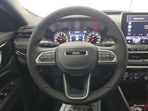 New 2026 Jeep Compass Limited image 24