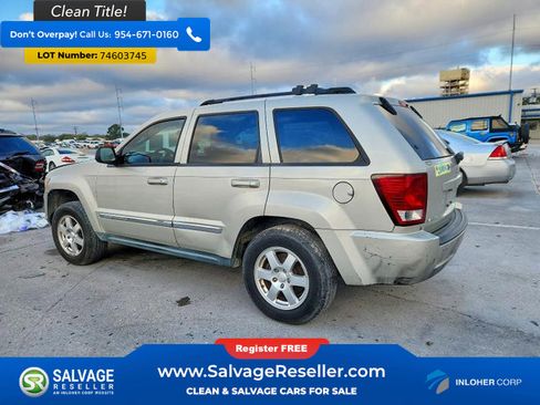 Used 2010 Jeep Grand Cherokee Laredo image 3