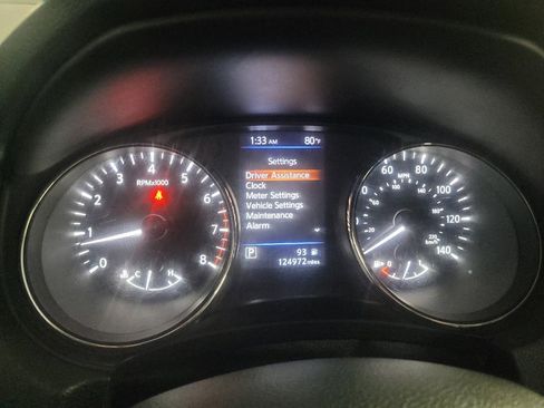 Used 2019 Nissan Rogue S FWD image 23
