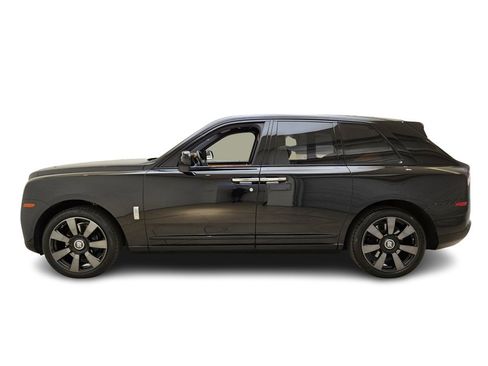 Certified 2022 Rolls-Royce Cullinan w/ Dark Exterior Package image 3