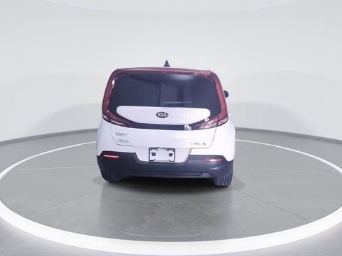 Used 2021 Kia Soul S image 7