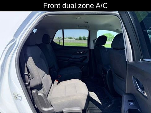 Used 2019 Chevrolet Traverse LT FWD image 10
