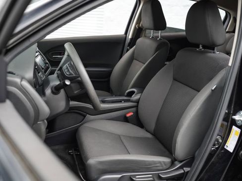 Used 2022 Honda HR-V LX image 20