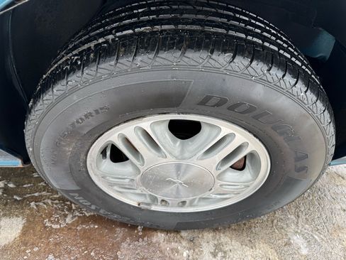 Used 2003 Chevrolet Venture LS image 18