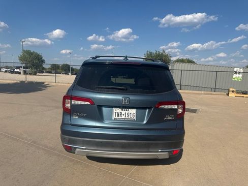 Used 2020 Honda Pilot Elite image 4