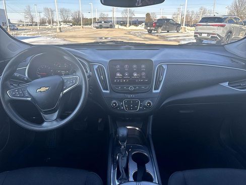 Used 2023 Chevrolet Malibu LT image 16