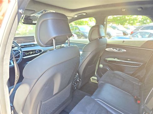 Used 2022 Genesis GV70 3.5T Sport w/ Sport Prestige Package AWD/4WD image 16