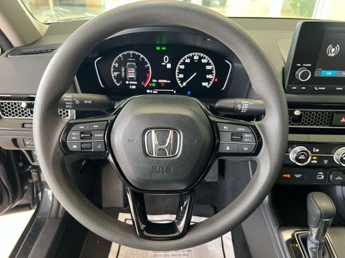 Used 2023 Honda Civic LX image 11