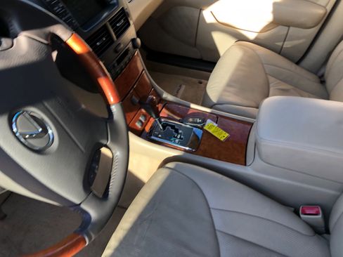 Used 2004 Lexus LS 430 image 18