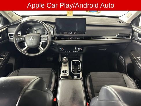 Used 2025 Mitsubishi Outlander SE AWD/4WD image 5