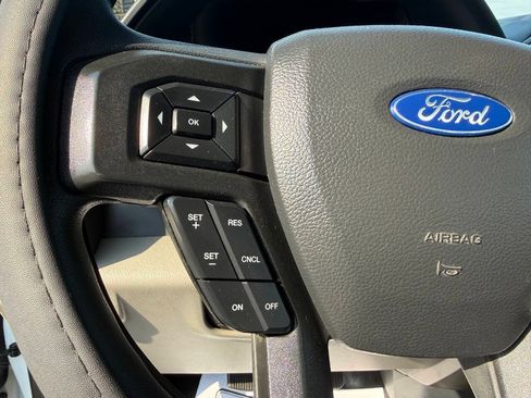 Used 2022 Ford F250 XL w/ Power Equipment Group AWD/4WD image 18