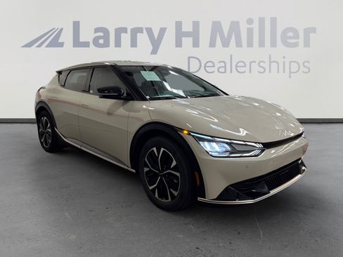 Used 2022 Kia EV6 Wind image 7