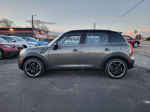Used 2011 MINI Cooper Countryman S image 4